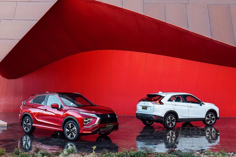 Mitsubishi Eclipse Cross 2021 mới ra mắt, đấu Honda CR-V